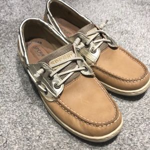 Memory foam women sperry size 7.5